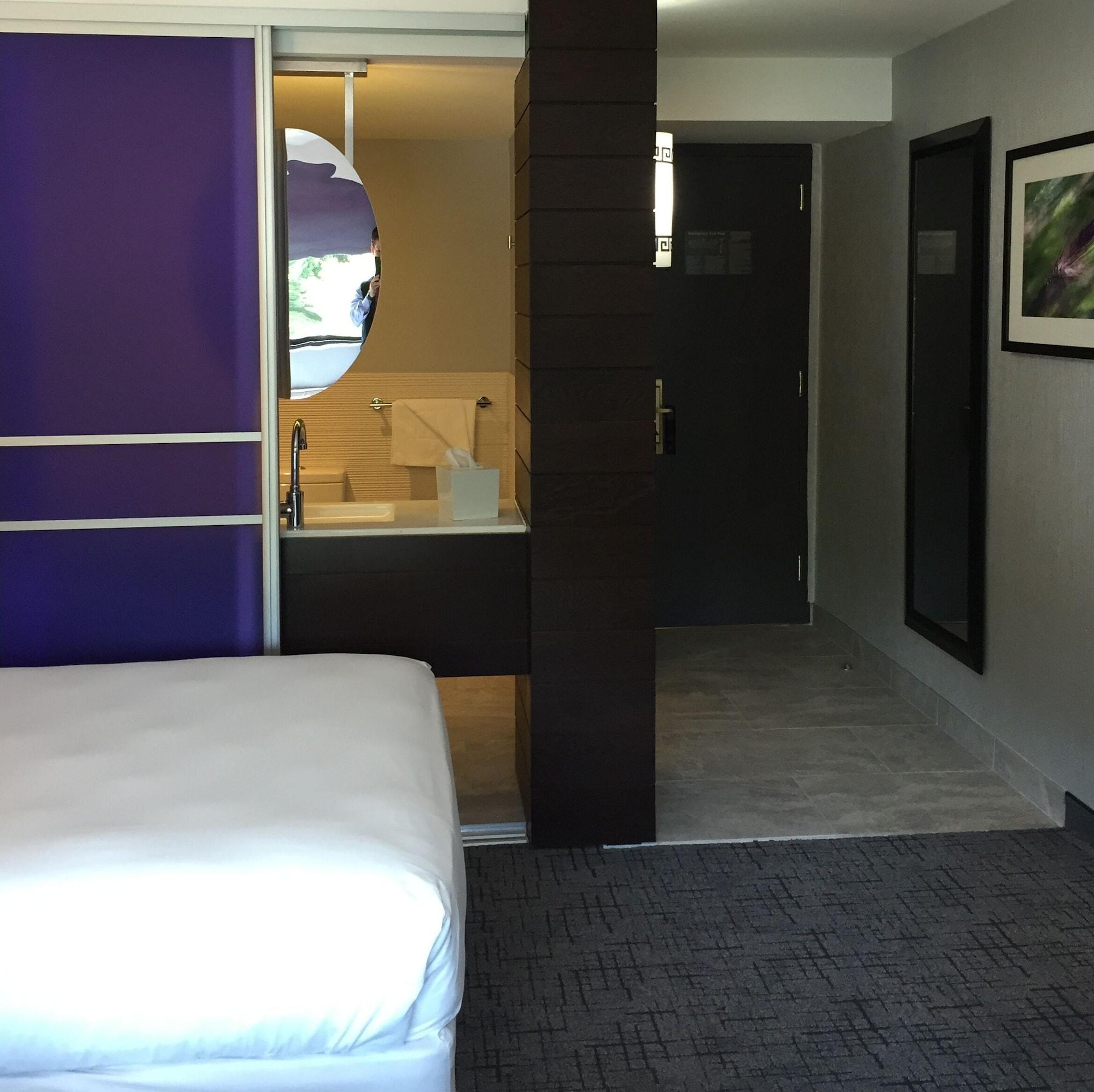 The Royal Regency Hotel 3*