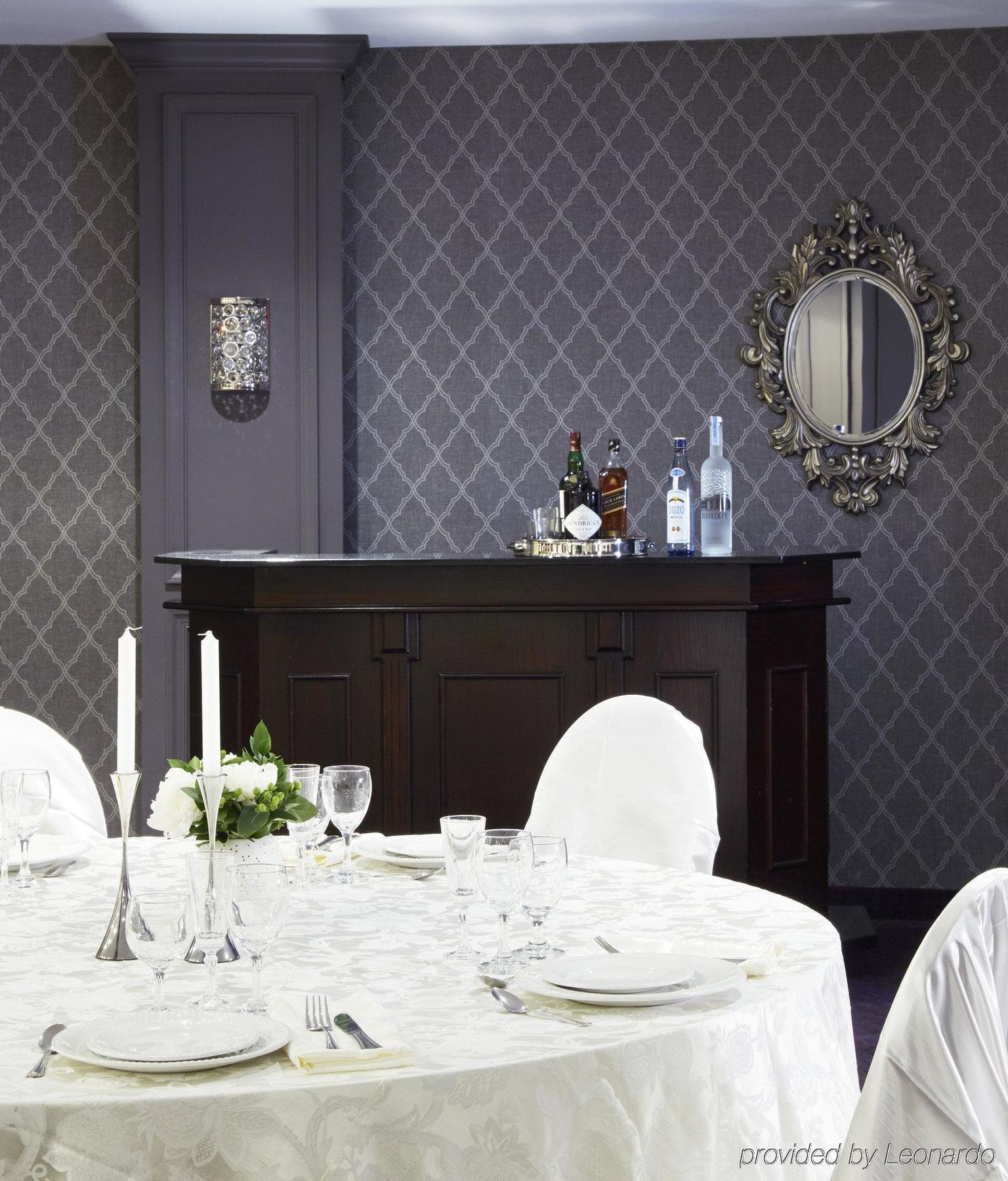 Hotel The Royal Regency Yonkers