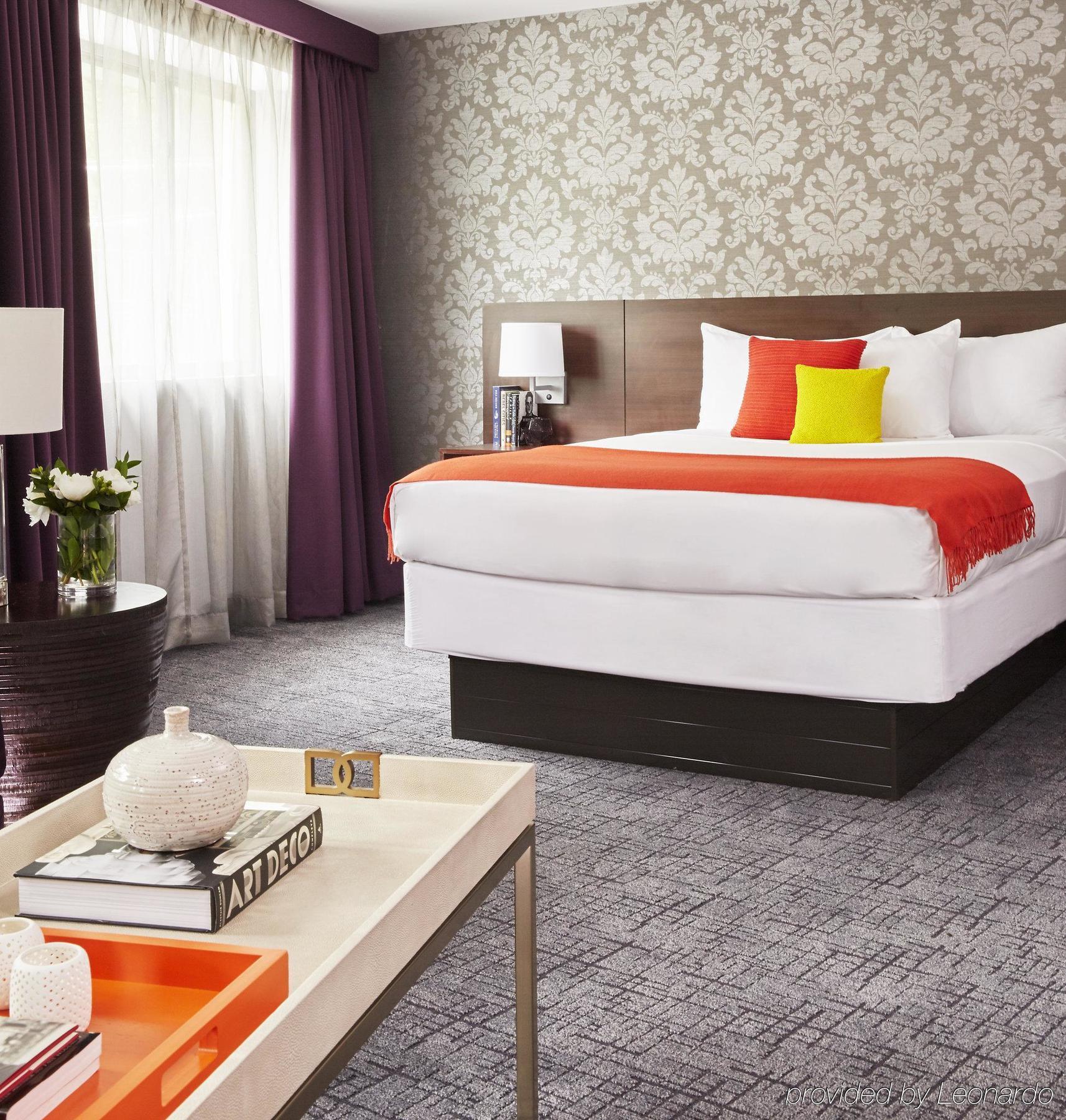 Hotel The Royal Regency