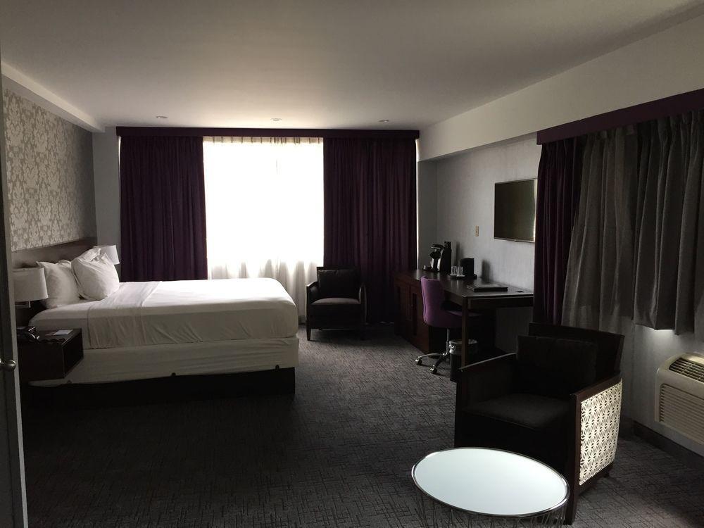 The Royal Regency Hotel