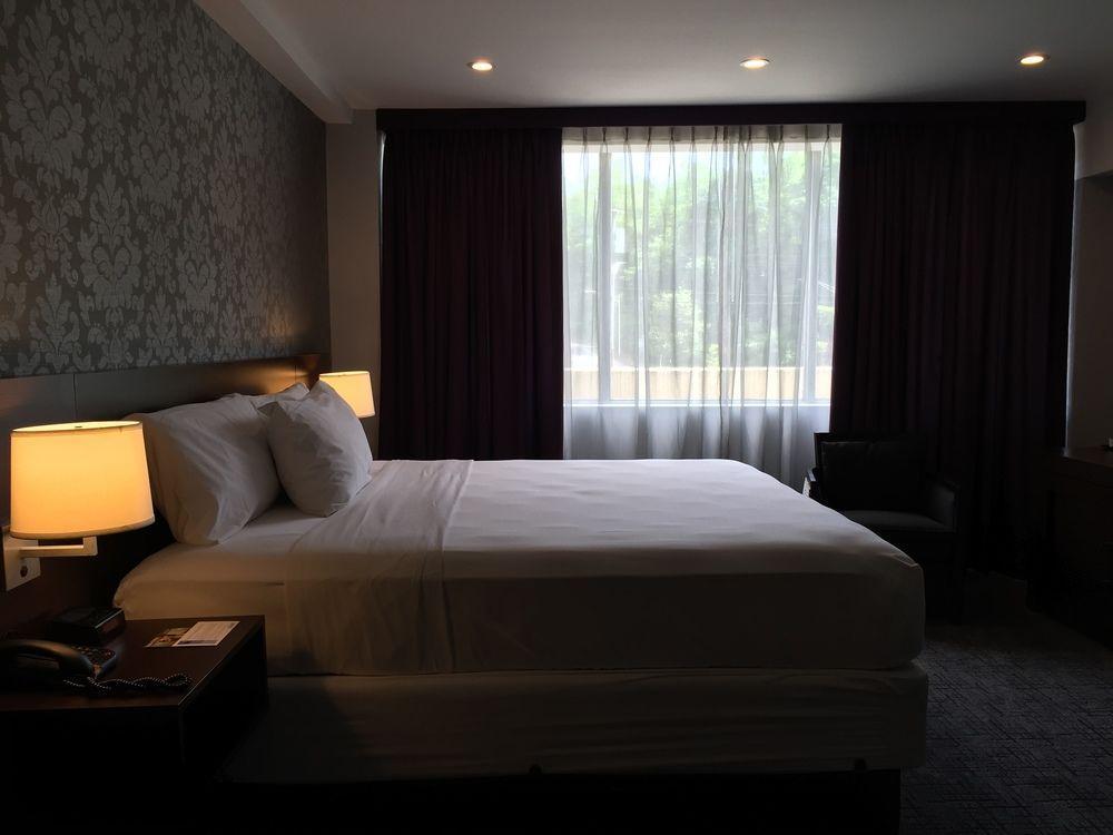 The Royal Regency 3* Yonkers