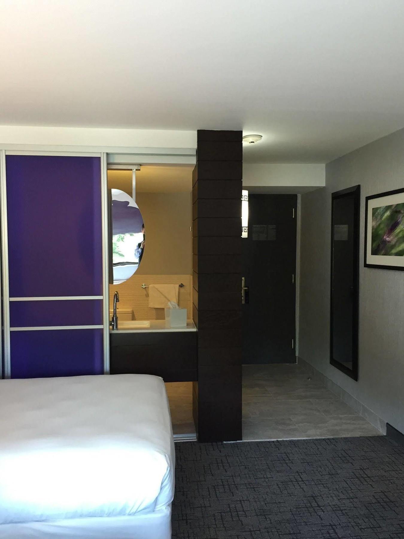 Hotel The Royal Regency 3*